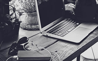 开云体育-巴萨绝杀利物浦，厄德高打破历史纪录——这场足球传奇的背后故事