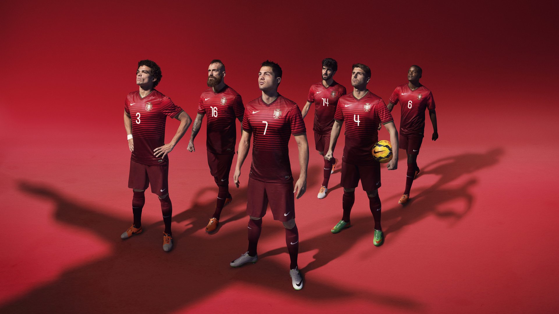 极速与绝杀，当F1的年度悬念在轮胎烟雾中落幕，班凯罗在另一个赛场用末节统治写下新篇