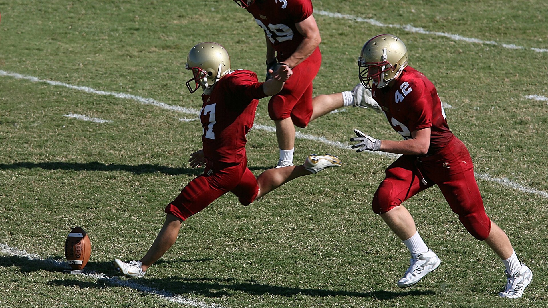 欧冠淘汰赛之夜,一尊凡人的血肉之躯,如何化身全城的救世主?