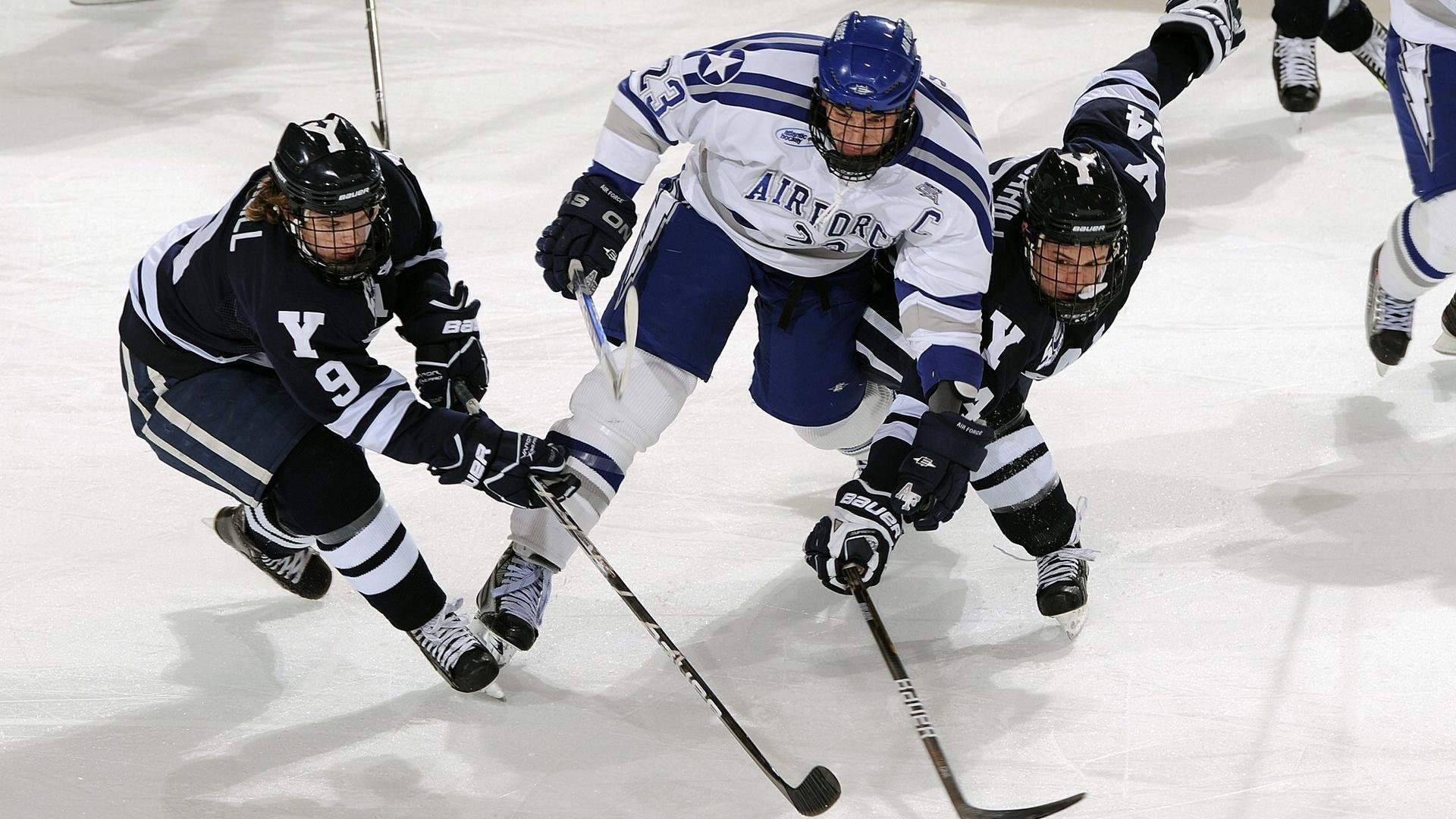 火箭一波流强势带走广厦，范弗利特关键先生本色尽显